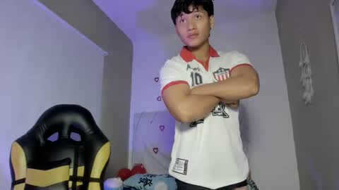 Snapshot of sasuke_uchiha12 chatting on 16, 2, 2025 Evans Williams online show from 16, 2, 2025