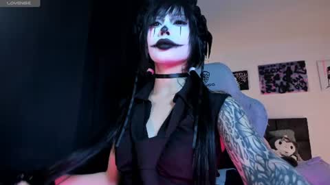Snapshot of satanbabee_ chatting on 25, 7, 2026 im expecting 300 thumbs up on my altar online show from 25, 7, 2026