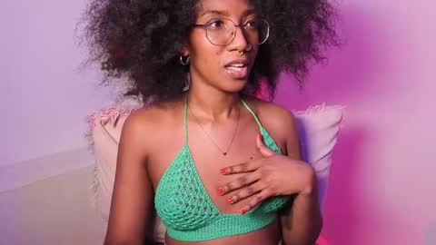 saturno_vibes online show from 2, 12, 2025