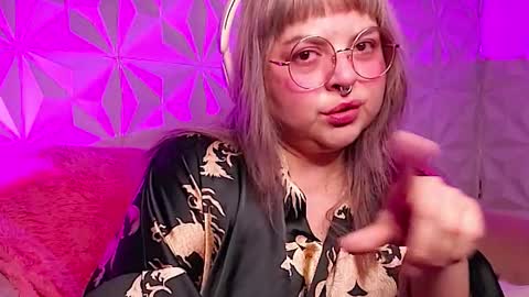 Gina George online show from 16, 11, 2025