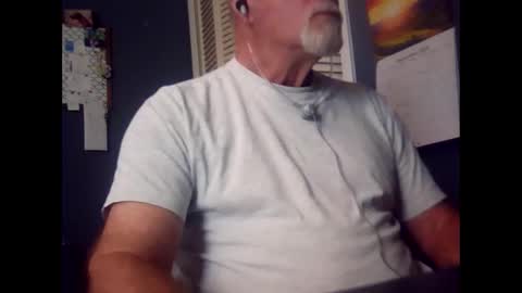 Snapshot of satyr64 chatting on 14, 9, 2025 satyr64 online show from 14, 9, 2025