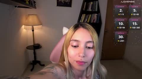 I AM JENN  online show from 30, 11, 2025