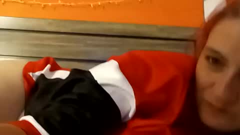 Snapshot of saucybear666 chatting on 22, 1, 2025 SnowBunny online show from 22, 1, 2025