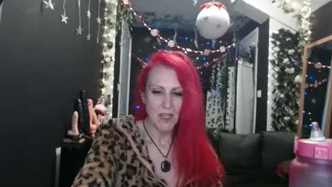 SaucySky online show from 30, 12, 2024