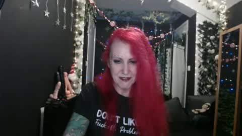 SaucySky online show from 1, 1, 2025