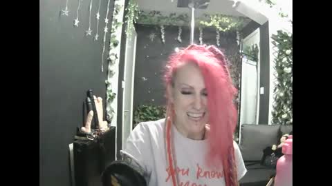 SaucySky online show from 17, 1, 2026