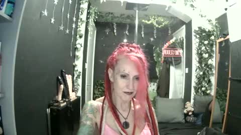 Snapshot of saucysky chatting on 24, 5, 2026 SaucySky online show from 24, 5, 2026