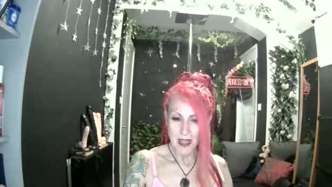 Snapshot of saucysky chatting on 30, 5, 2026 SaucySky online show from 30, 5, 2026