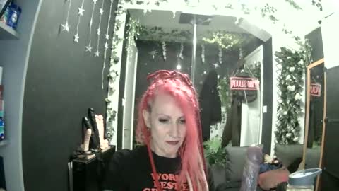 Snapshot of saucysky chatting on 1, 6, 2026 SaucySky online show from 1, 6, 2026