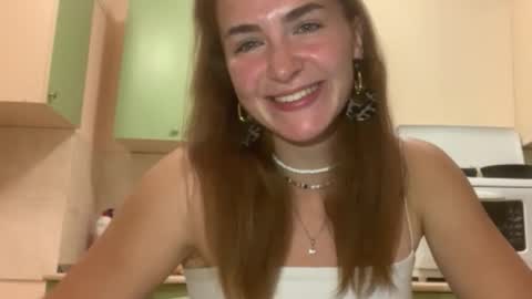 Snapshot of saundrayeeloy chatting on 10, 9, 2025 Martha online show from 10, 9, 2025