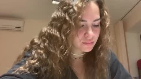 Snapshot of saundrayeeloy chatting on 17, 9, 2025 Martha online show from 17, 9, 2025