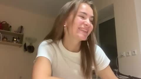Snapshot of saundrayeeloy chatting on 20, 9, 2025 Martha online show from 20, 9, 2025