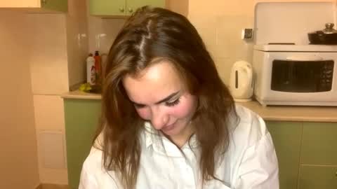 Snapshot of saundrayeeloy chatting on 6, 10, 2025 Martha online show from 6, 10, 2025