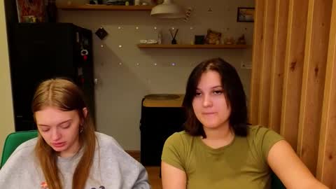 LUNA and ANNA    online show from 15, 10, 2025