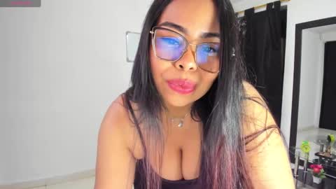 Snapshot of sava_lee chatting on 7, 2, 2025 Sava lee online show from 7, 2, 2025