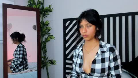 Snapshot of savannah_cameron chatting on 19, 12, 2024 Savannah online show from 19, 12, 2024