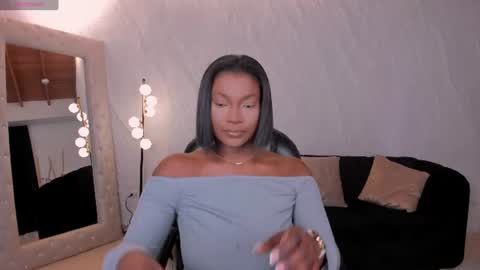 Snapshot of savannahstorm_ chatting on 19, 7, 2026 S a v a n n a h online show from 19, 7, 2026