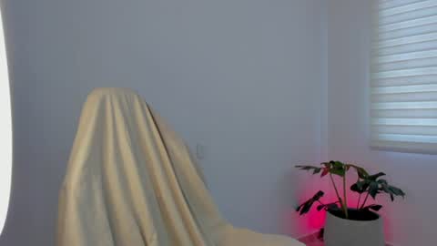 Snapshot of savannahwildee chatting on 26, 6, 2026 Savannahwildee online show from 26, 6, 2026