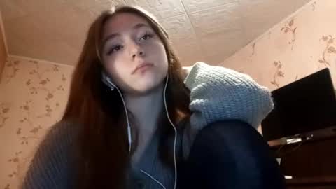 Snapshot of savannasotos chatting on 12, 9, 2025 Sophie online show from 12, 9, 2025