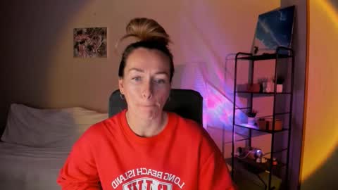 save the qween online show from 12, 10, 2025