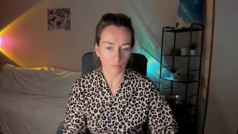 save the qween online show from 24, 10, 2025