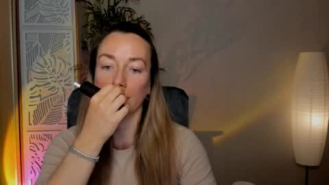 save the qween online show from 1, 3, 2026