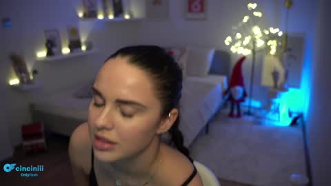 Naomi online show from 15, 12, 2024