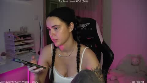 Naomi online show from 17, 5, 2026