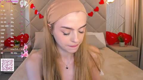 Snapshot of sayl0r_moon chatting on 19, 2, 2025 Kira GMT 7 Mon Thu-Sun 0800am-0200pm online show from 19, 2, 2025