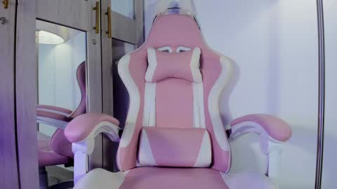 Say Lilith   Monday to Saturday 700am to 140pm Colombian time  online show from 7, 1, 2025