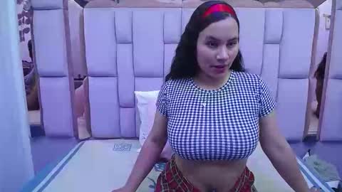 Snapshot of saylor_lee22 chatting on 6, 5, 2026 Saylor online show from 6, 5, 2026