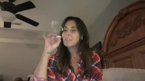 Good Girls Say Please...and Thank You online show from 13, 10, 2025