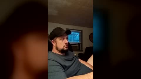 Snapshot of sb198 chatting on 6, 7, 2026 sb198 online show from 6, 7, 2026