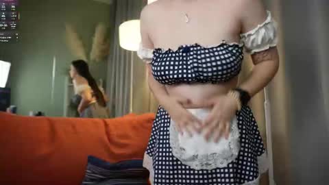 Snapshot of sbella_sweet chatting on 29, 9, 2025 Bella online show from 29, 9, 2025