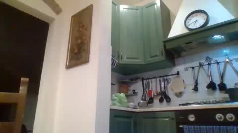 sbrinaiceberg online show from 24, 10, 2025