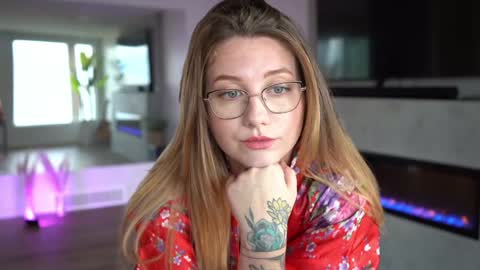 scarlajade online show from 5, 12, 2024