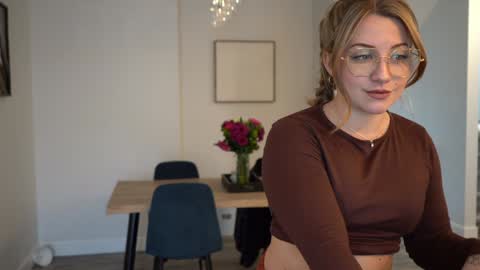 scarlajade online show from 31, 1, 2025