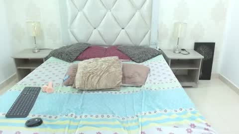 Scartlett online show from 7, 3, 2025