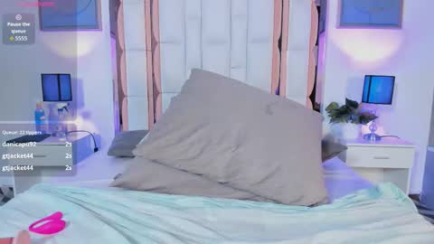 Claudia  online show from 27, 11, 2025