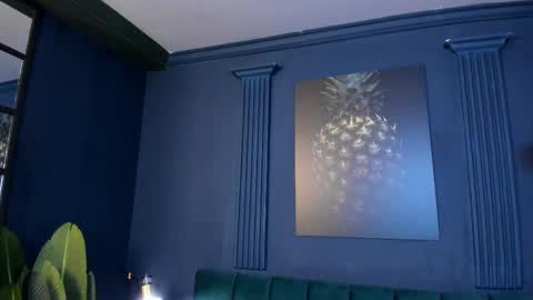 Scarlet Edwars online show from 11, 2, 2025