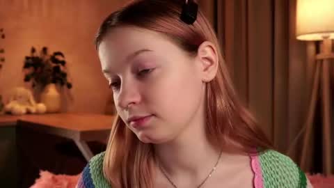 Snapshot of scarlet_fever10 chatting on 18, 6, 2026 scarlet_fever10 online show from 18, 6, 2026