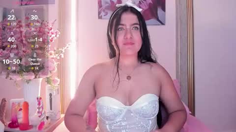 Snapshot of scarlet_fostt_ chatting on 10, 10, 2025 Andrea online show from 10, 10, 2025