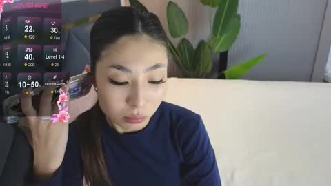 scarlet_ice online show from 26, 11, 2025