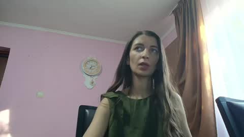 Scarlet online show from 31, 5, 2026
