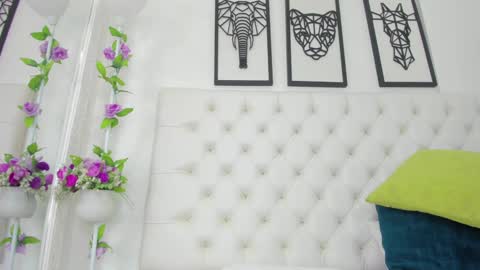 Isa online show from 9, 1, 2025