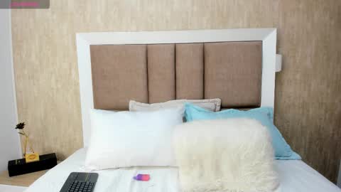 Scarlet online show from 12, 11, 2025