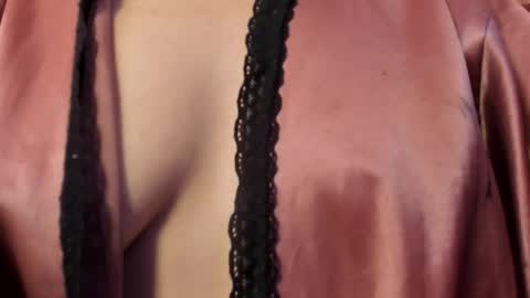 Scarlet  online show from 16, 2, 2026