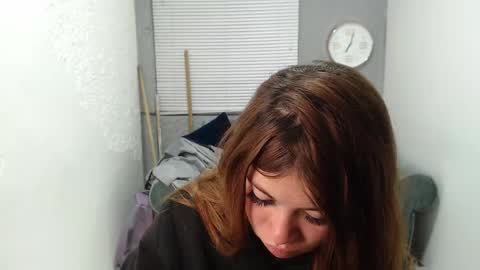 scarlethsexy69 online show from 3, 12, 2025