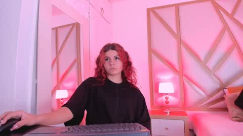 Snapshot of scarletpunk_ chatting on 15, 12, 2024 Scarlet online show from 15, 12, 2024