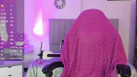 Scarlett online show from 5, 10, 2025